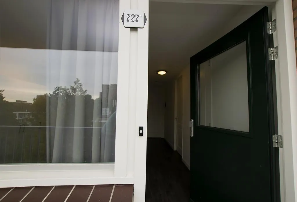 White Moon Apartment Amsterdam Netherlands
